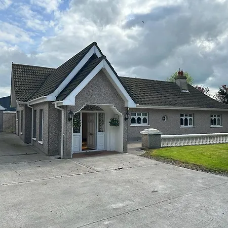 Private Ballysax House Guest house